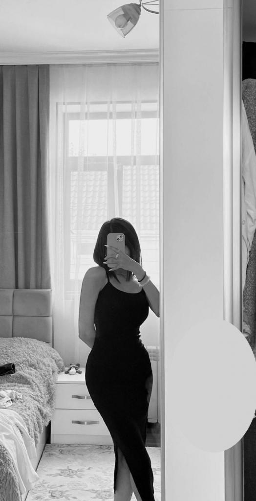 Chica busca chico en Granada: 