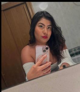 695268310: Chica busca chico en Madrid