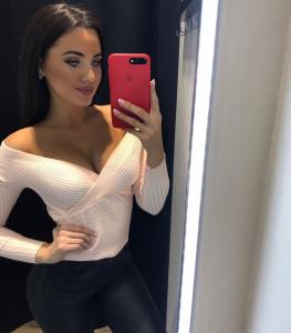 614683984: Chica busca chico en Cáceres