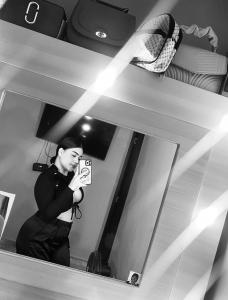 684763574: Chica busca chico en Badajoz