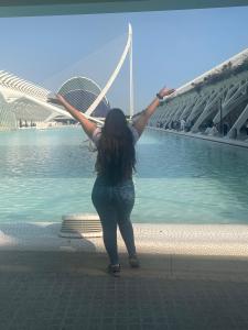 614562654: Chica busca chico en Valencia