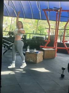 602880150: Chica busca chico en Tenerife
