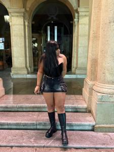 614766708: Chica busca chico en Orense