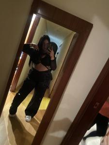 684763574: Chica busca chico en Badajoz