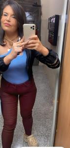 672921207: Chica busca chico en Zaragoza