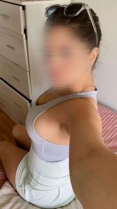 607436913: Chica busca chico en Murcia