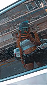 672516577: Chica busca chico en Valencia