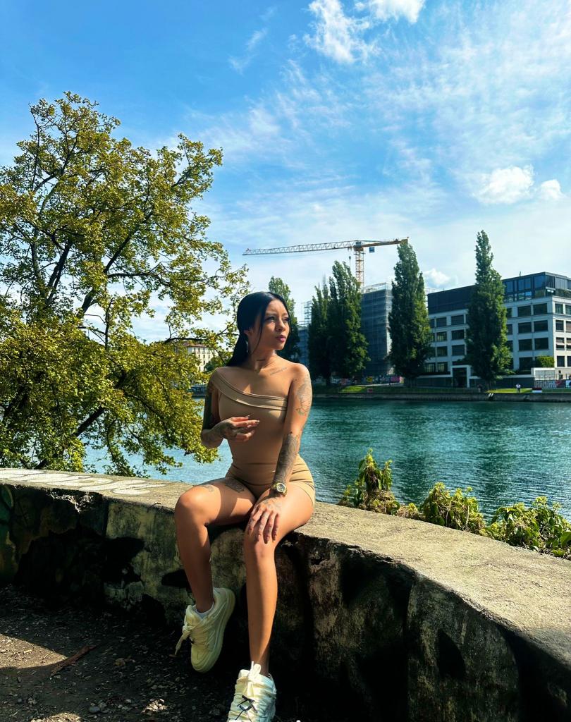 Chica busca chico en Gerona: 