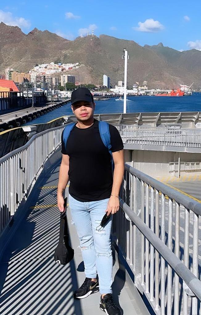 Chico busca chica en Asturias: 