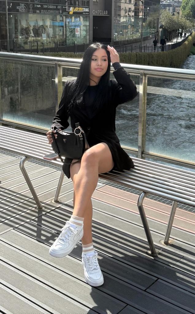 Chica busca chico en Jaén: 