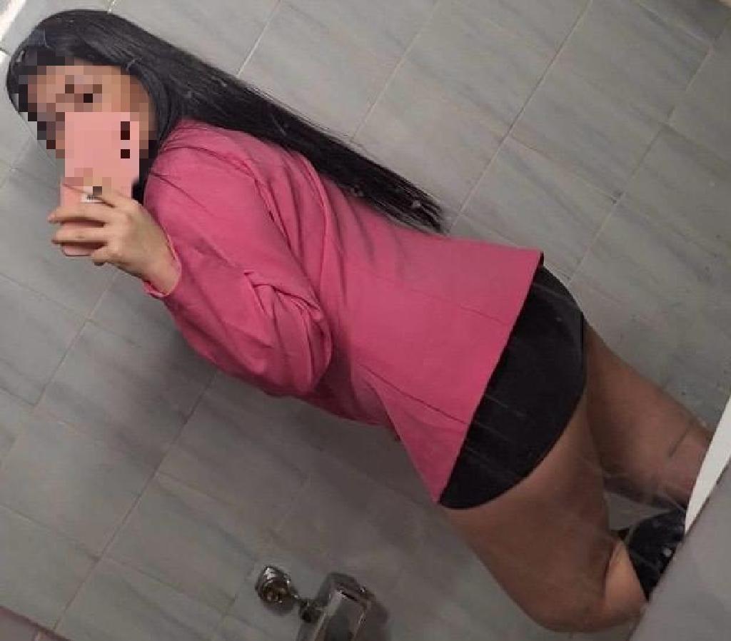 Chica busca chico en Tenerife: 