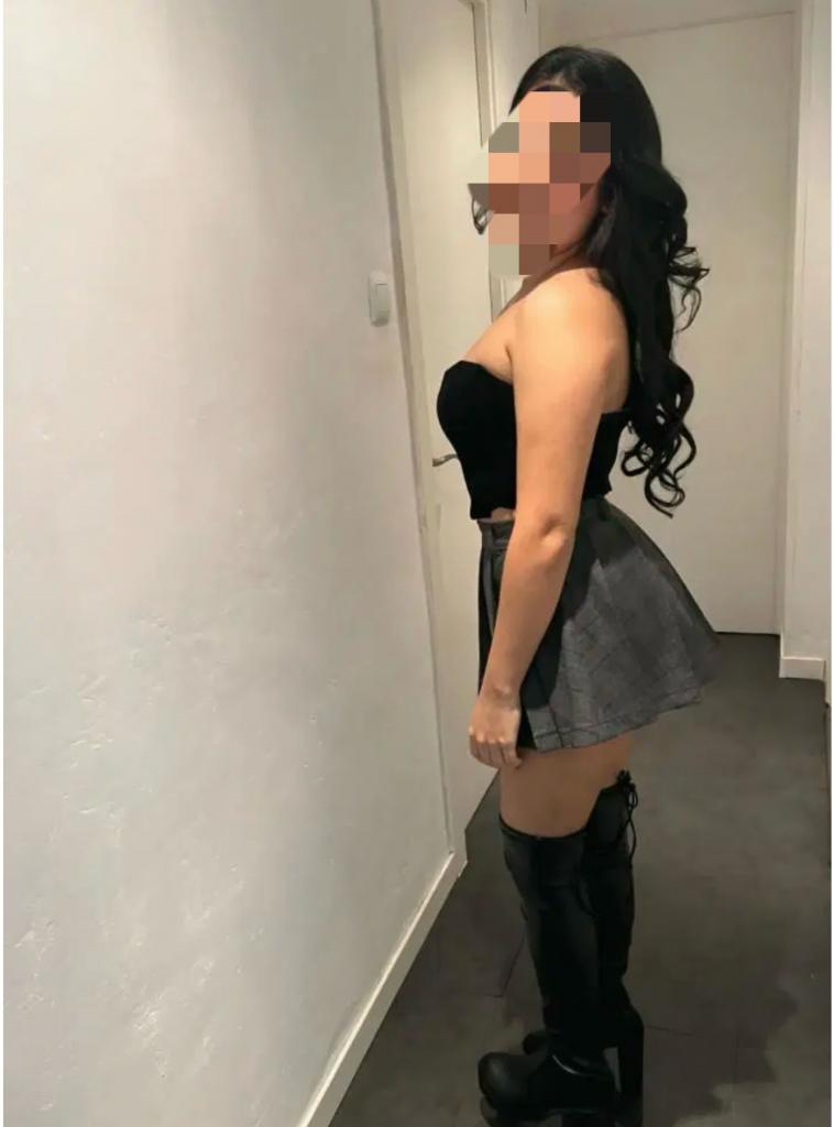 Chica busca chico en Lugo: 