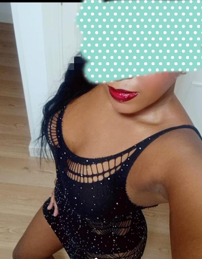 Chica busca chico en Cádiz: 