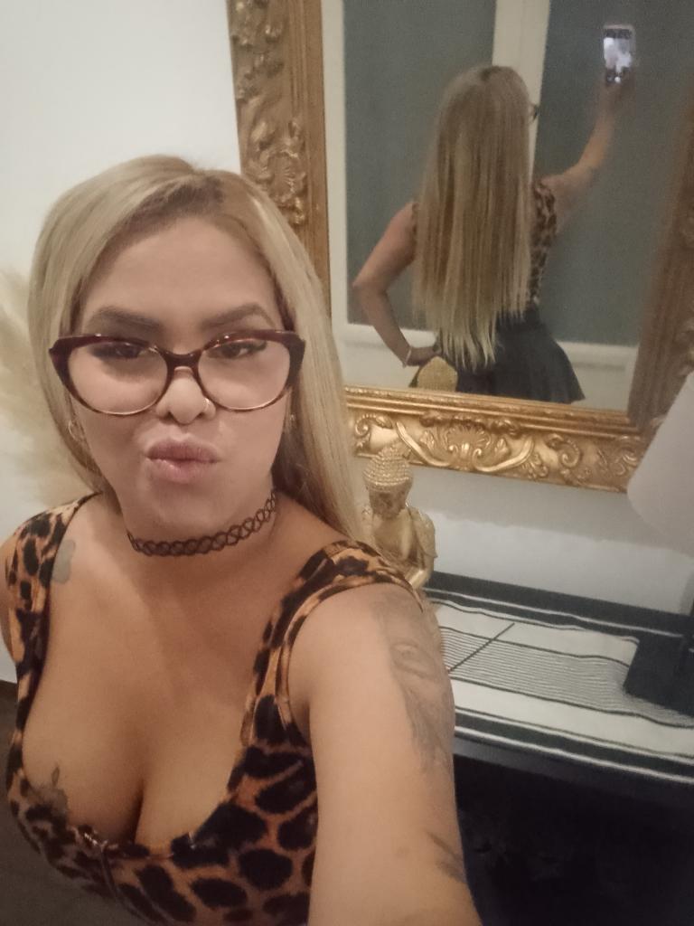 Chica busca chico en Barcelona: 