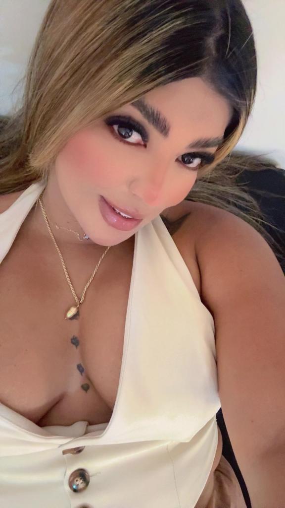 Chica busca chico en Tenerife: 