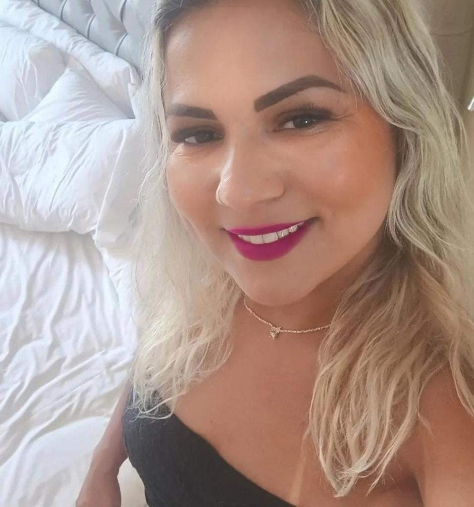Chica busca chico en Lugo: 