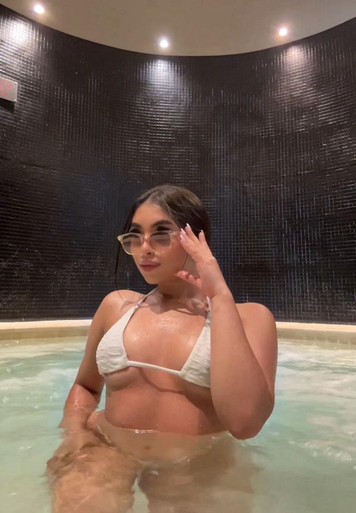 Chica busca chico en Sevilla: Chica busca chico