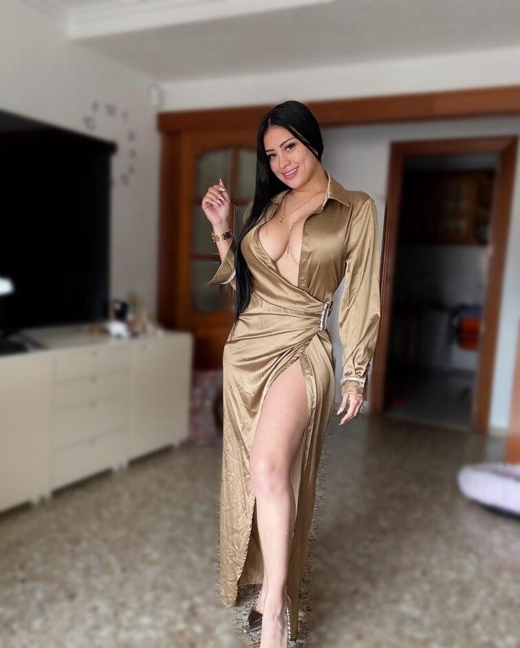 Chica busca chico en Almería: 