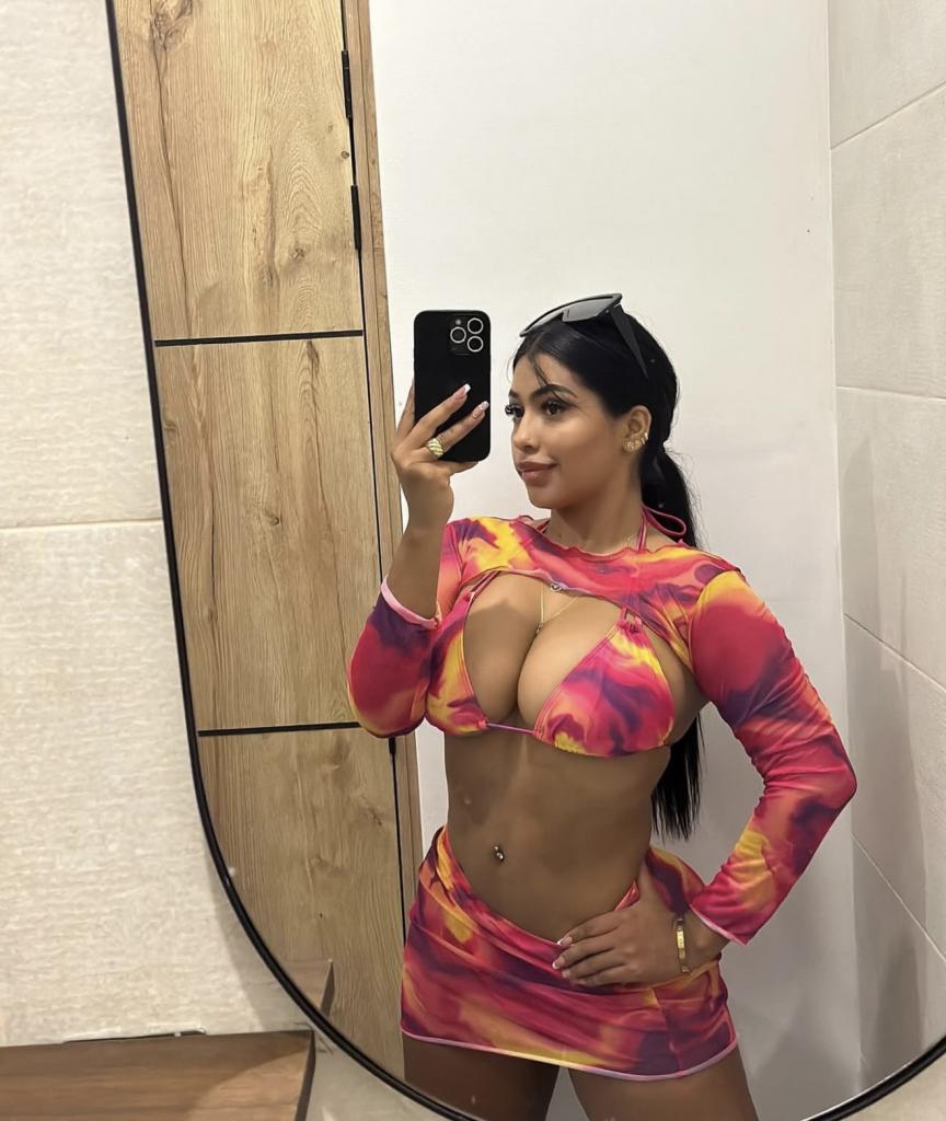Chica busca chico en Cádiz: 