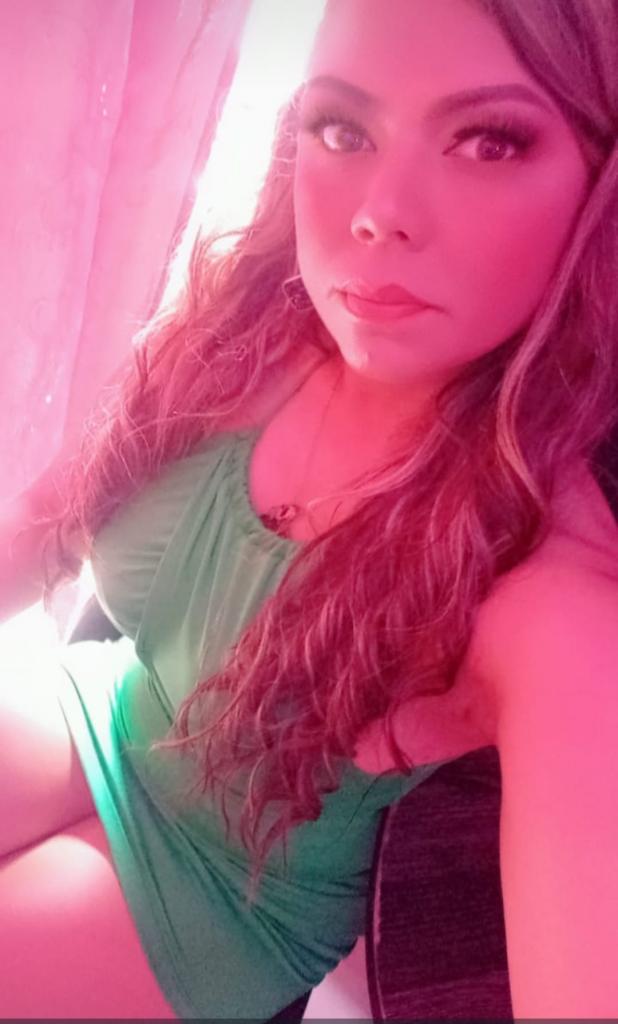 Chica busca chico en Tenerife: 