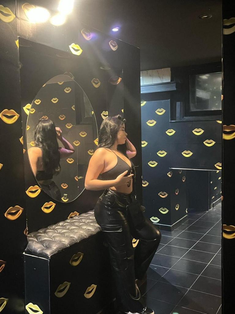 Chica busca chico en Barcelona: 