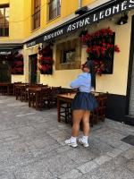 614766708: Chica busca chico en Orense