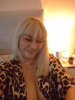 697737951: Chica busca chico en Murcia