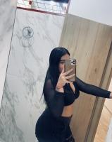 684763574: Chica busca chico en Badajoz