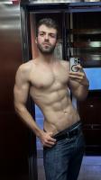 689094443: Chico busca chica en Madrid