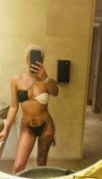 652918464: Chica busca chico en Barcelona