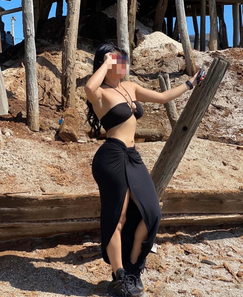 Chica busca chico en Granada: 