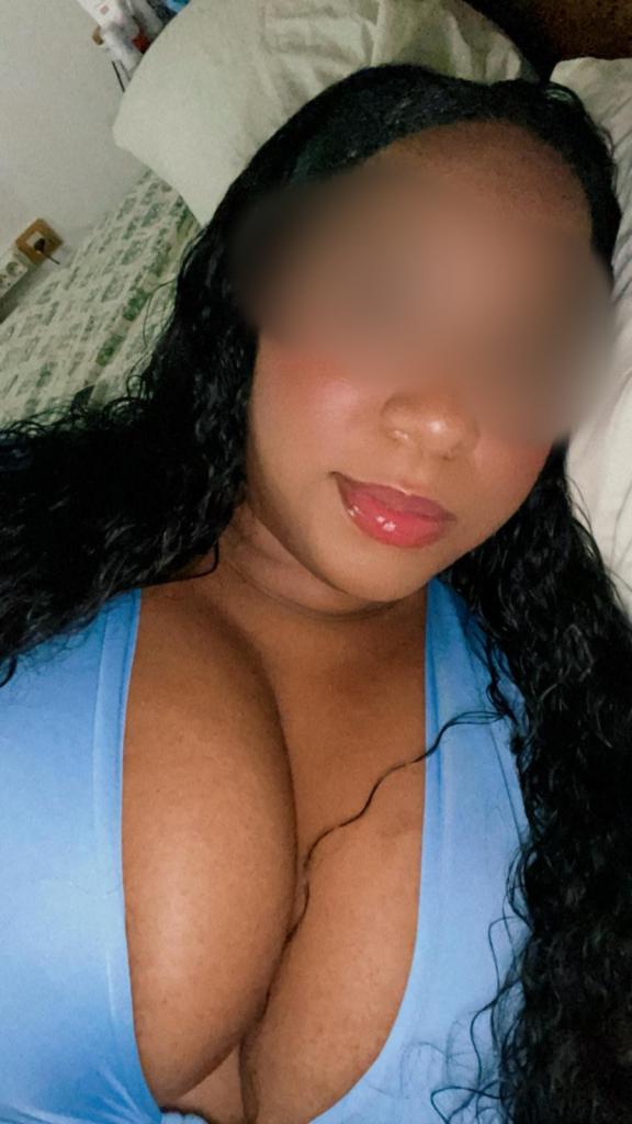 Chica busca chico en Tenerife: 