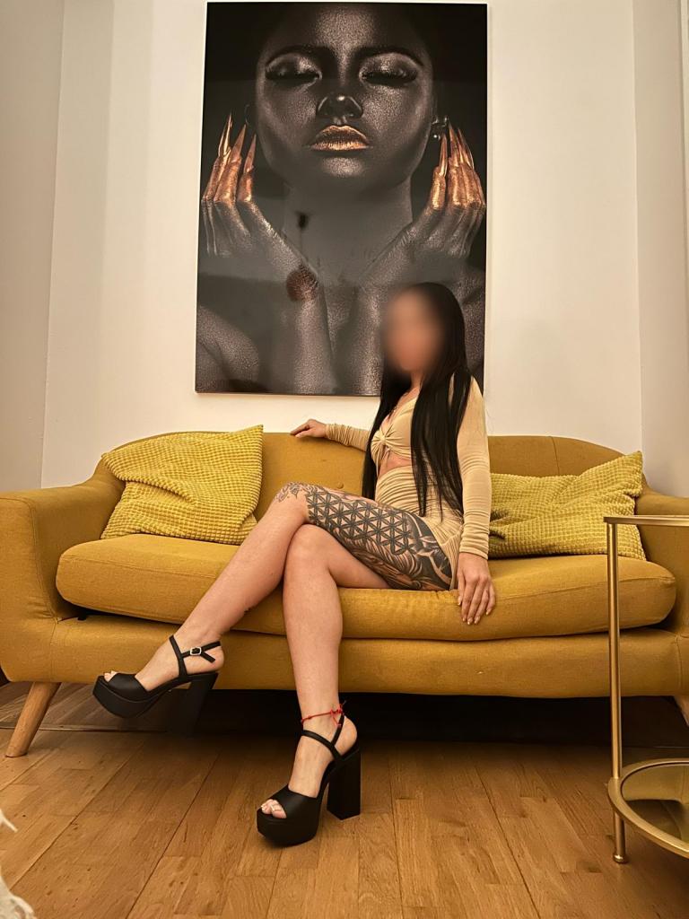 Chica busca chico en Toledo: Chica busca chico