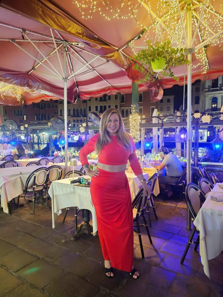 Chica busca chico en Almería: 