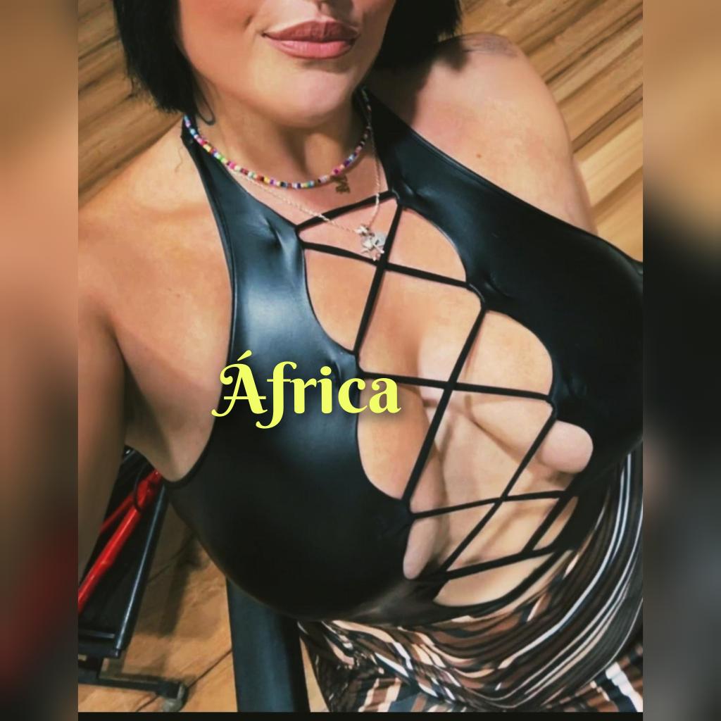 Chica busca chico en Almería: 