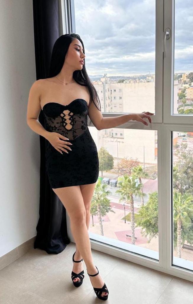 613904988: Chica busca chico en Alicante