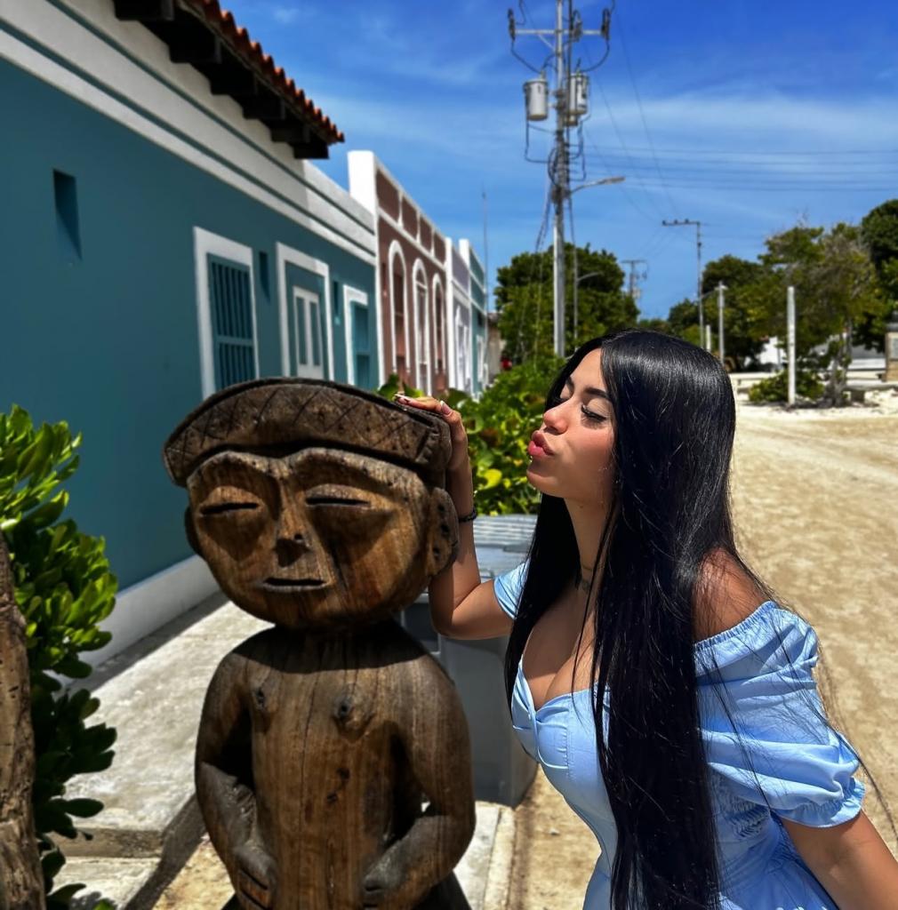 Chica busca chico en Granada: Chica busca chico