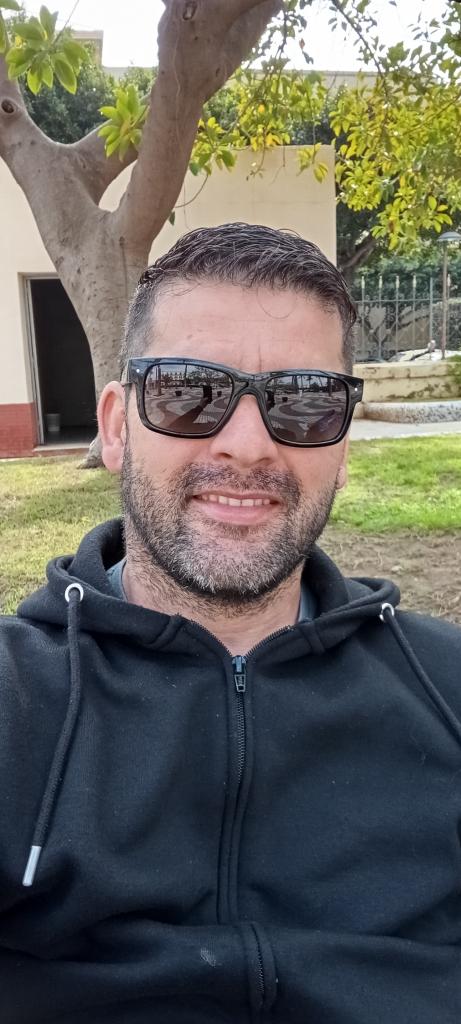 Chico busca chica en Valencia: 