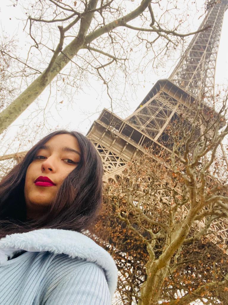 632167098: Chica busca chico en Barcelona