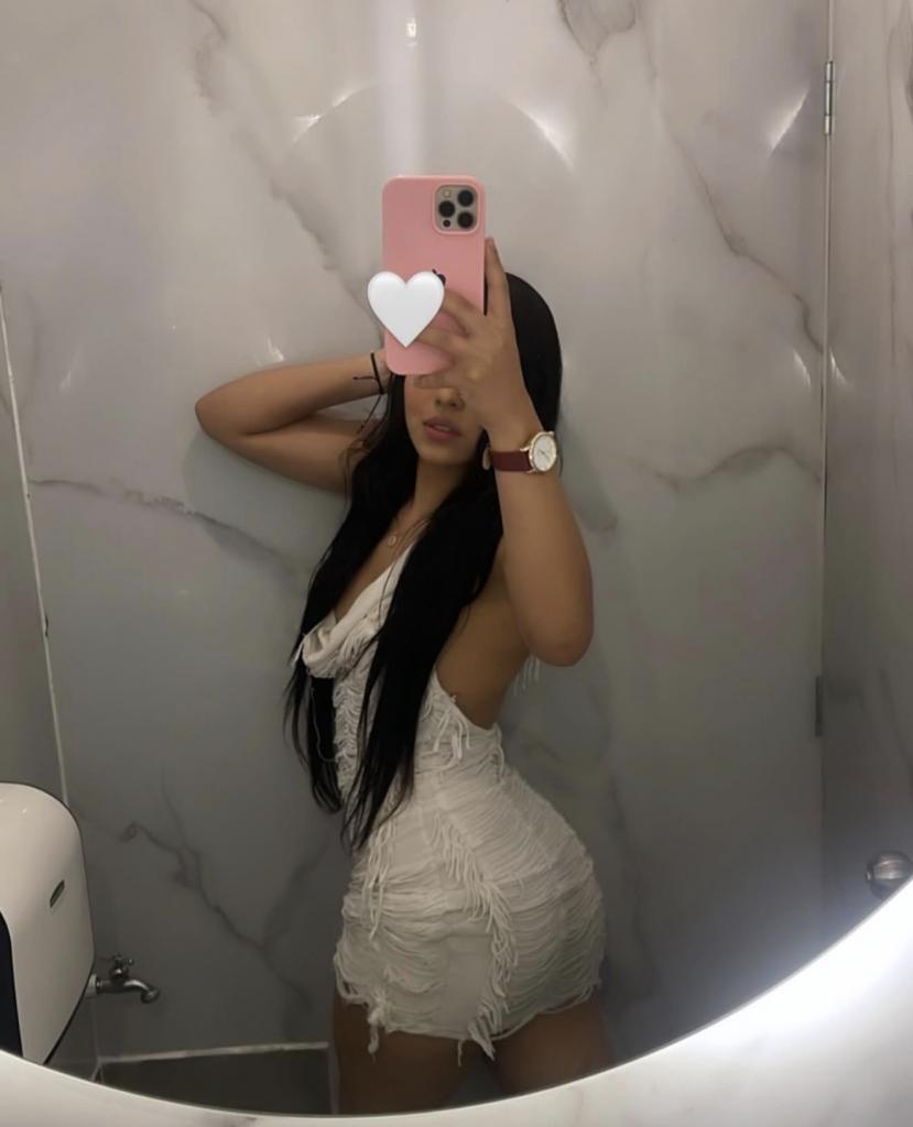 Chica busca chico en Tenerife: 