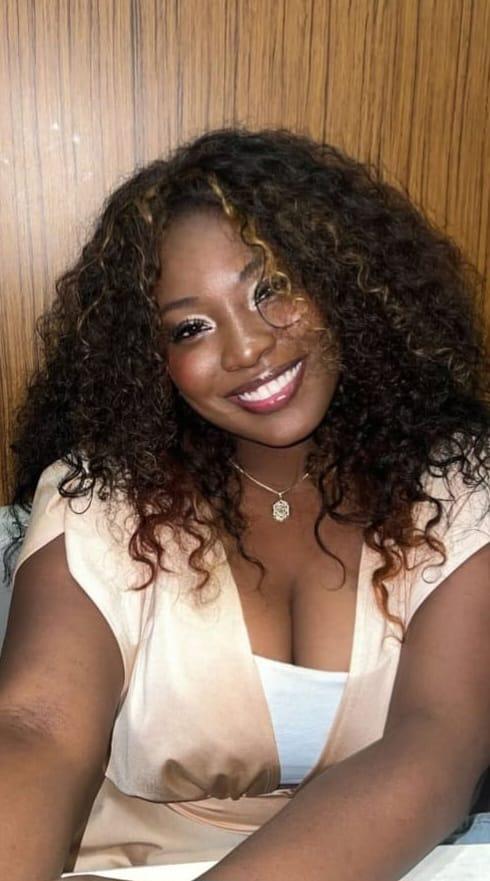 Chica busca chico en Sevilla: 