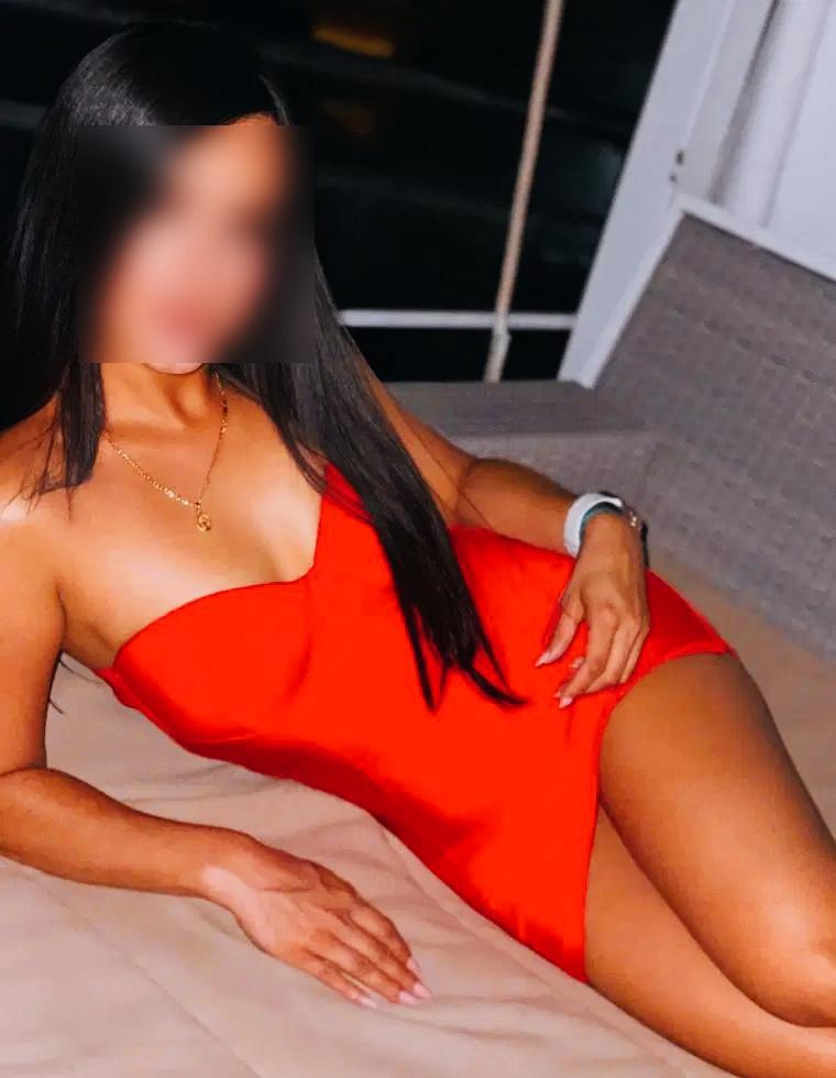 Chica busca chico en Tenerife: 