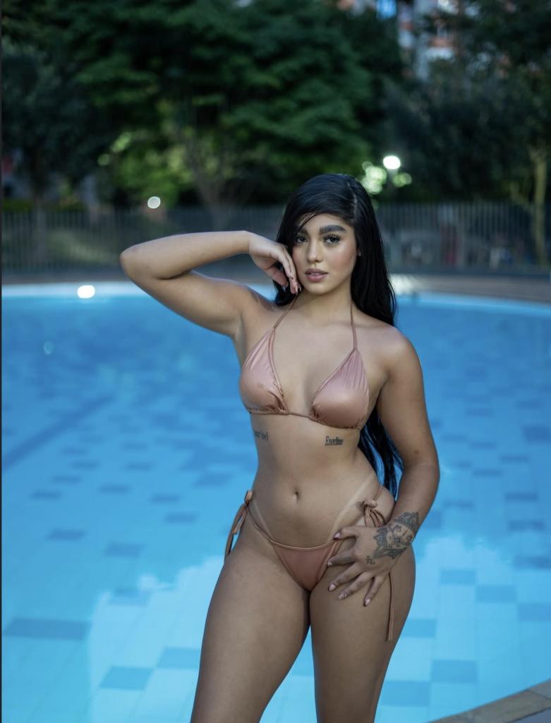 Chica busca chico en Tenerife: 