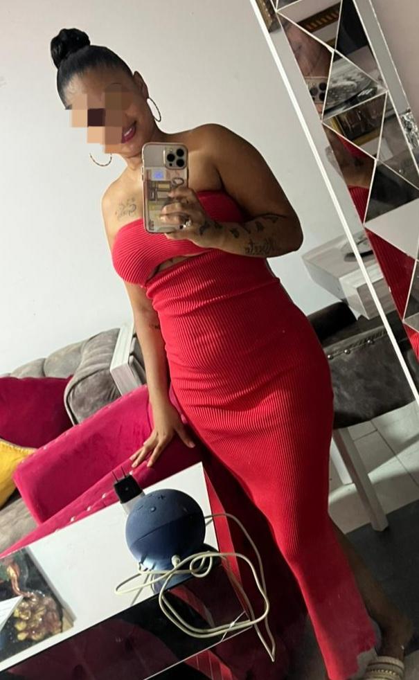 Chica busca chico en Granada: 