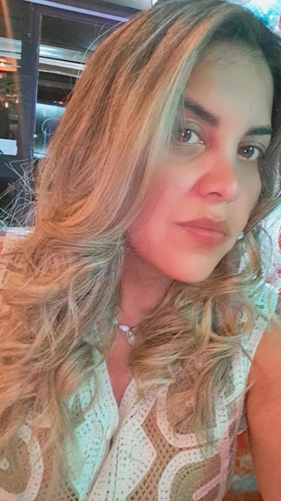 Chica busca chico en Tenerife: 