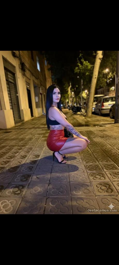Chica busca chico en Almería: 
