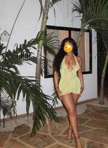 642097407: Chica busca chico en Lérida