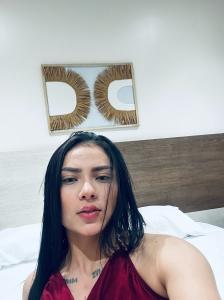 624670340: Chica busca chico en Madrid