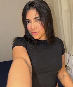 613891596: Chica busca chico en La Coruña