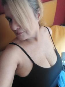624066298: Chica busca chico en Orense